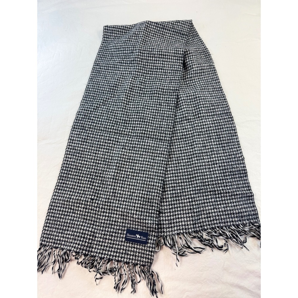 Hunters Run Black White Houndstooth Fringed Winter Scarf Woven‎ Rectangle